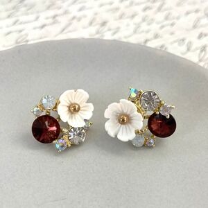 White Flower Red Clear Crystal Rhinestone Cluster‎ Stud Earrings